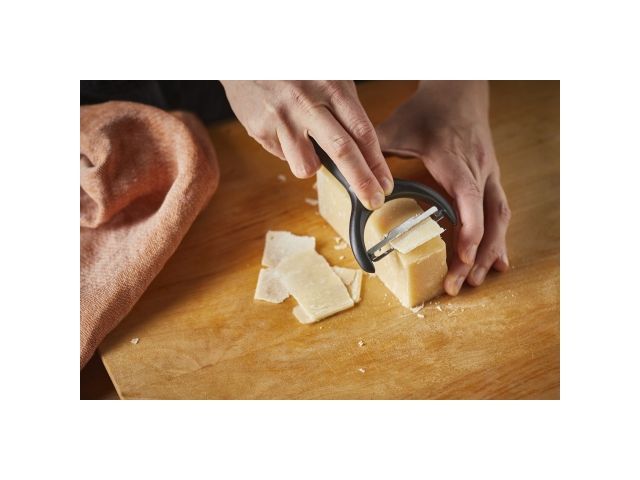 Image 9 Нож для чистки овощей Functional Form  Fiskars