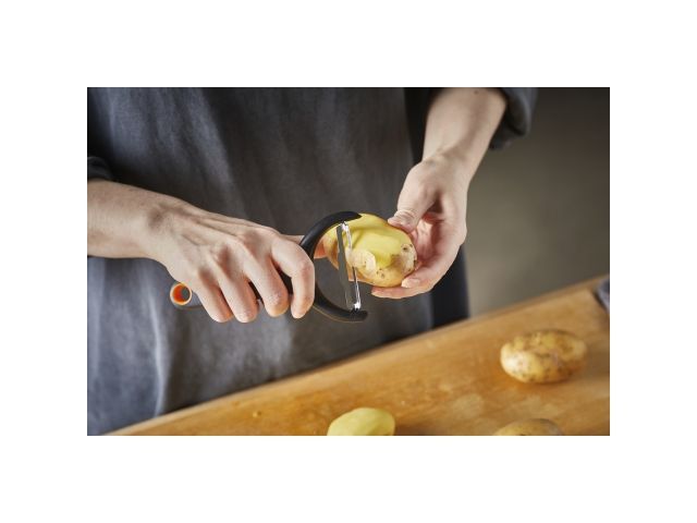 Image 5 Нож для чистки овощей Functional Form  Fiskars