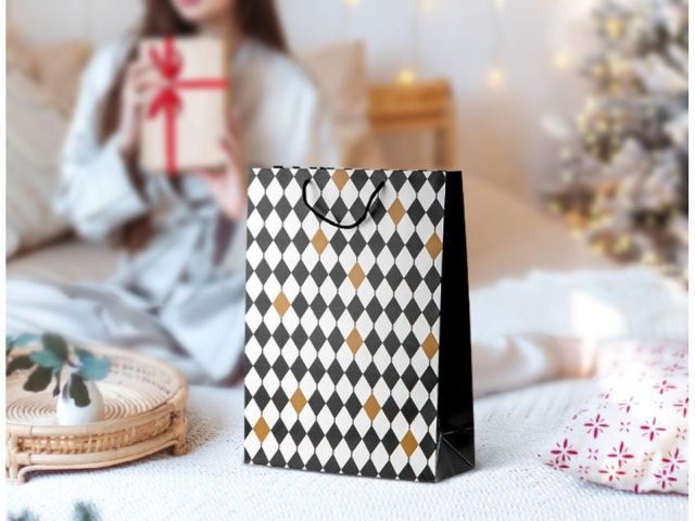 Image 3 Пакет подарочный с ручками, 42х31х12 см., ромб, серия Liam, PERFECTO LINEA