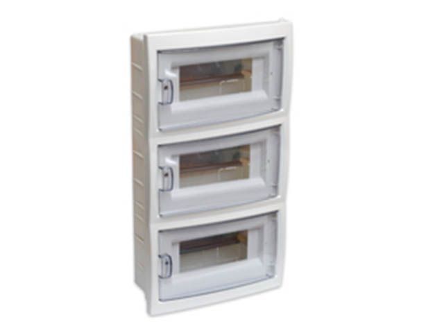 Бокс пласт. 36 модулей скрытый с крышкой IP 40, BYLECTRICA