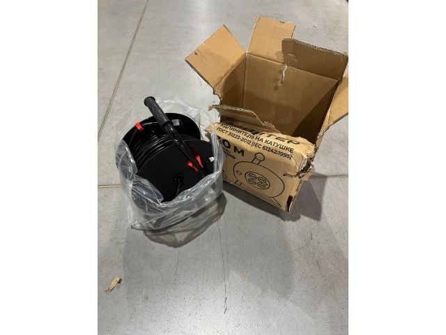 Image 2 Удлинитель на катушке 30м (4 роз., 3,5кВт, с/з, ПВС 3х1,5) Юпитер уцененный (0000100620)