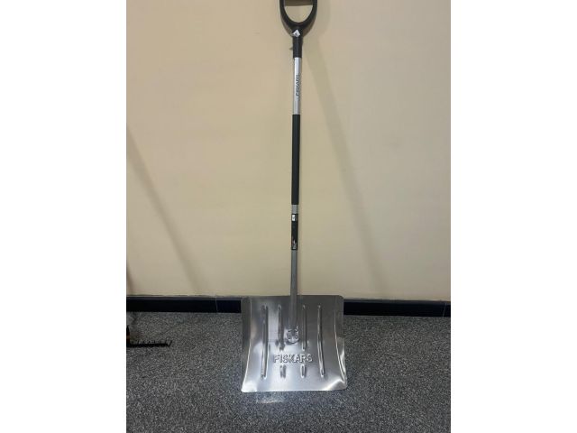 Лопата снеговая алюминиевая FISKARS уцененный (0000547560)