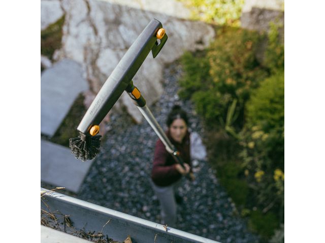 Image 7 Черенок алюминиевый телескопический L 220-400см OneClick FISKARS