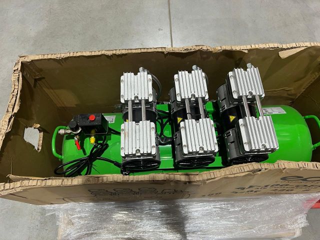 Image 3 Компрессор ECO AE-100-OF1 безмасляный уцененный (0516466409)