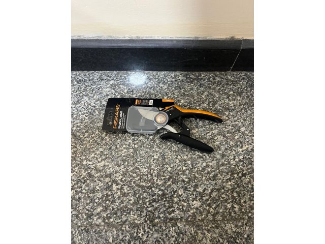 Image 2 Секатор контактный FISKARS Plus PowerLevel P741 уцененный (2127566232)