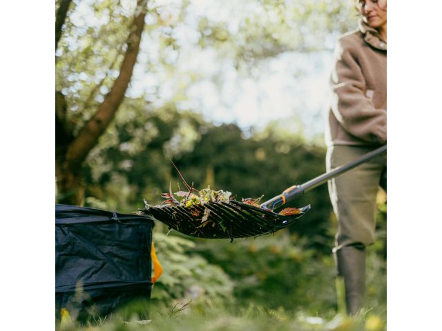 Image 4 Грабли-лопата для листьев OneClick FISKARS