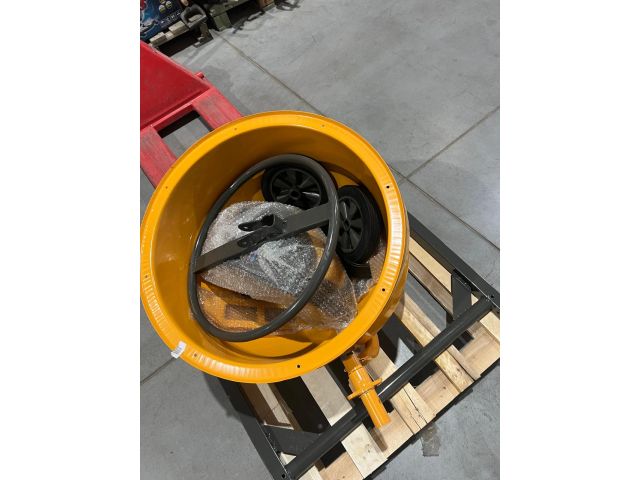 Image 3 Бетоносмеситель ECO CM-180 уцененный (5240817344)