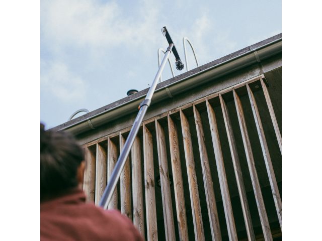 Image 7 Насадка-очиститель для желобов OneClick FISKARS