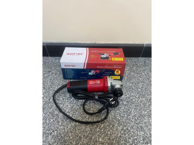 Image 1 Одноручная углошлифмашина WORTEX AG 1209-3 в кор. 900 Вт, 125 мм, 11000 об/мин уцененный (87204993