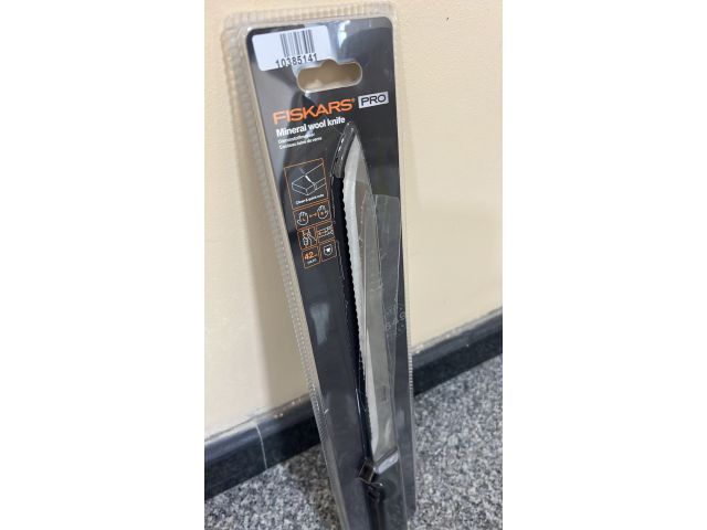 Нож для минеральной ваты FISKARS уцененный (1079819532)