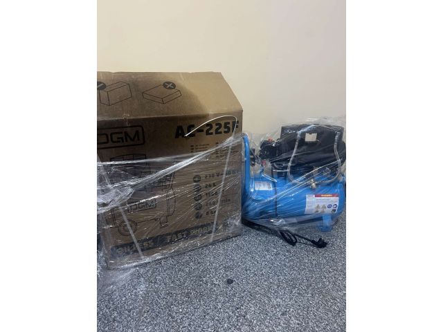 Компрессор DGM AC-225F безмасляный уцененный (4306587264)